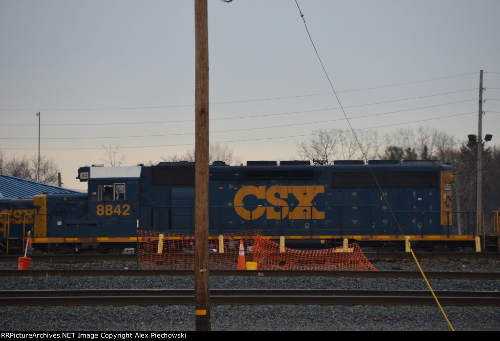 CSX 8842